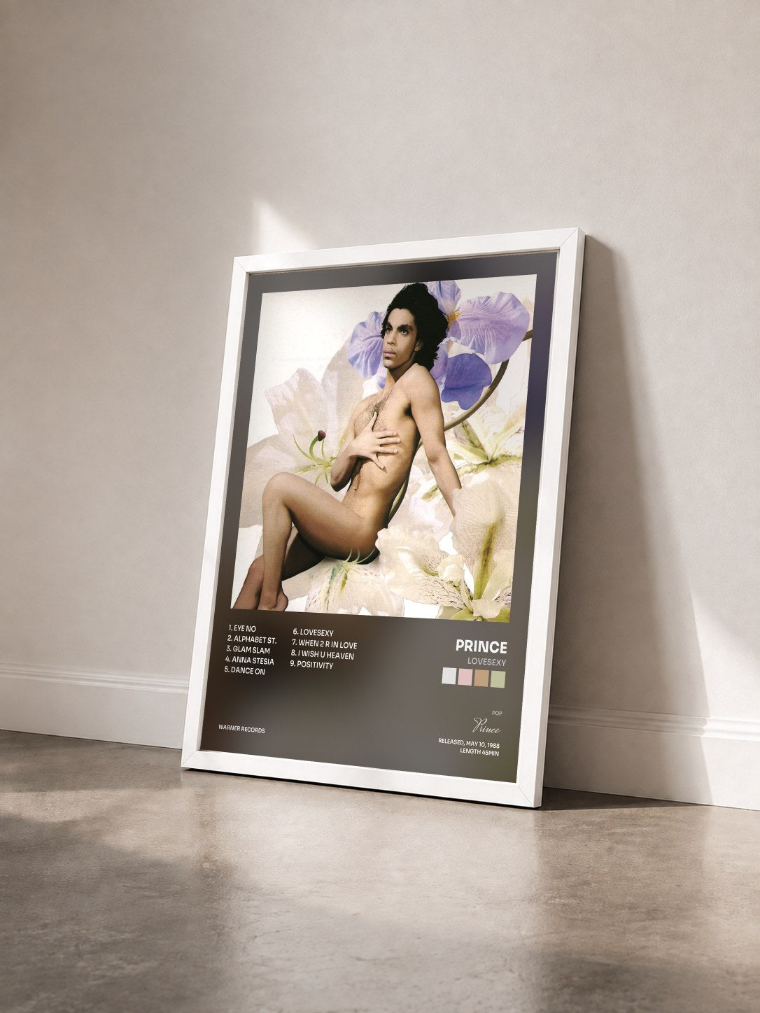 #blanc Tableau de l'album Lovesexy de Prince vu de trois quarts, cadre blanc