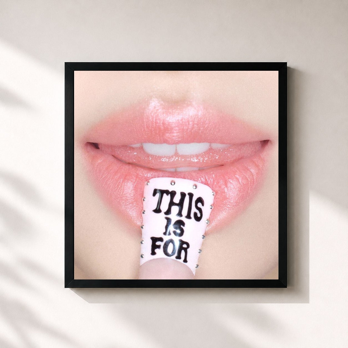 #noir Tableau carré de l'album THIS IS FOR de TWICE, cadre noir 32x32 cm