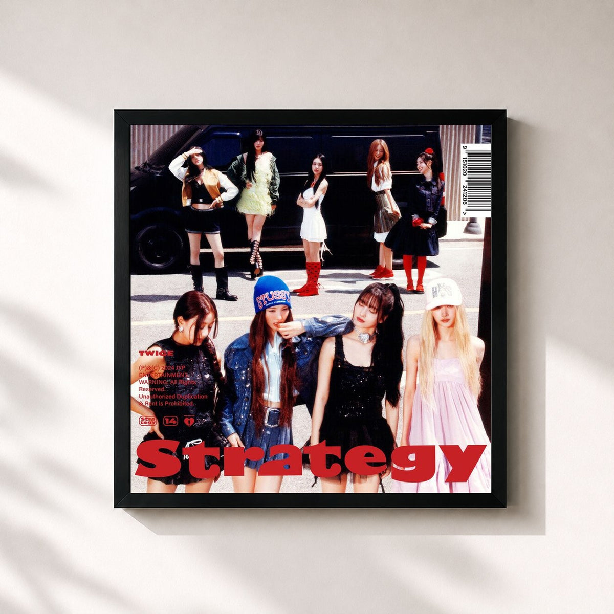#noir Tableau carré de l'album STRATEGY de TWICE, cadre noir 32x32 cm