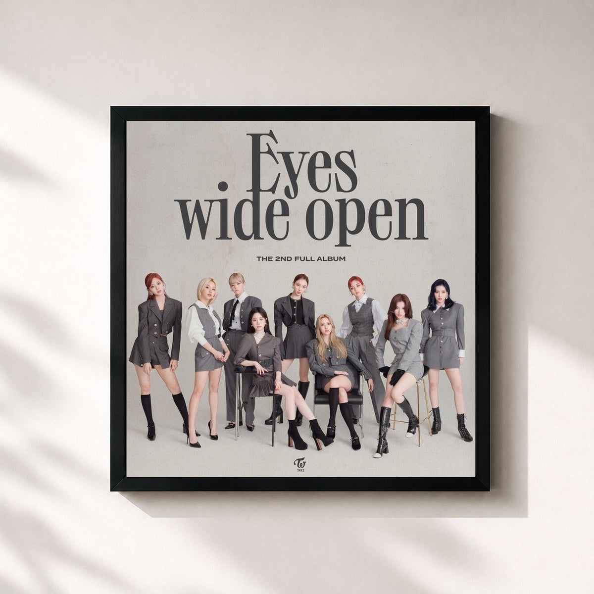 #noir Tableau carré de l'album Eyes Wide Open de TWICE, cadre noir 32x32 cm