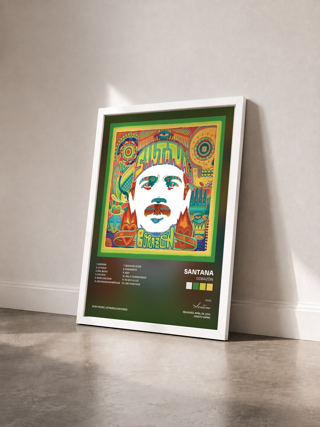 #blanc Tableau de l'album Corazón de Santana vu de trois quarts, cadre blanc