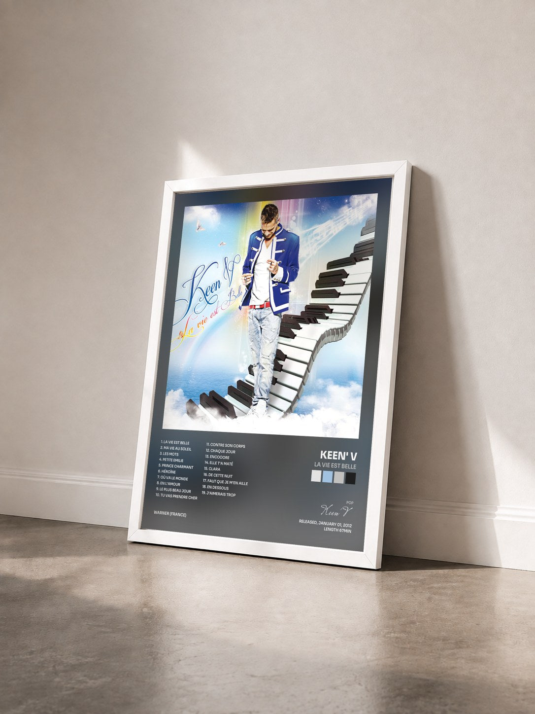 #blanc Tableau de l'album La vie est belle de Keen' V vu de trois quarts, cadre blanc