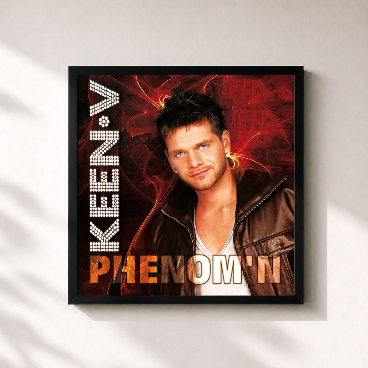 #noir Tableau carré de l'album Phenom'N de Keen' V, cadre noir 32x32 cm