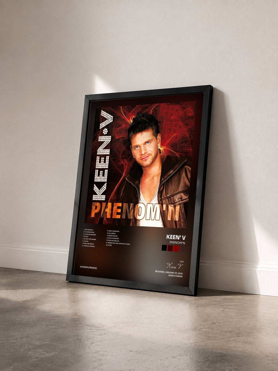 #noir Tableau de l'album Phenom'N de Keen' V vu de trois quarts, cadre noir