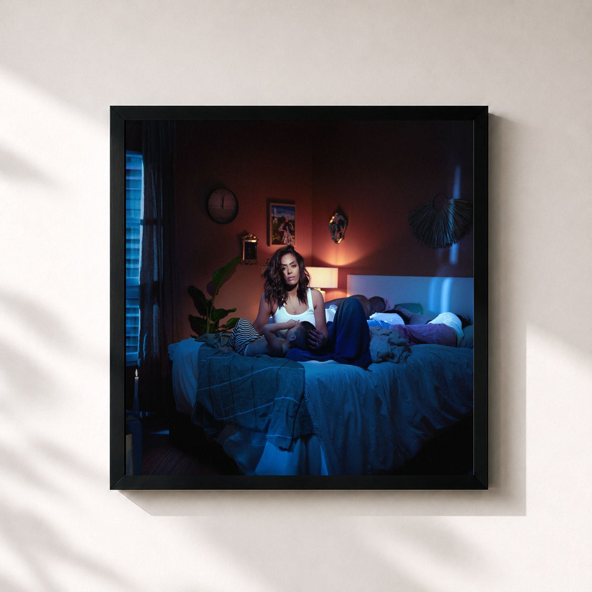 #noir Tableau carré de l'album MINUIT UNE de Amel Bent, cadre noir 32x32 cm
