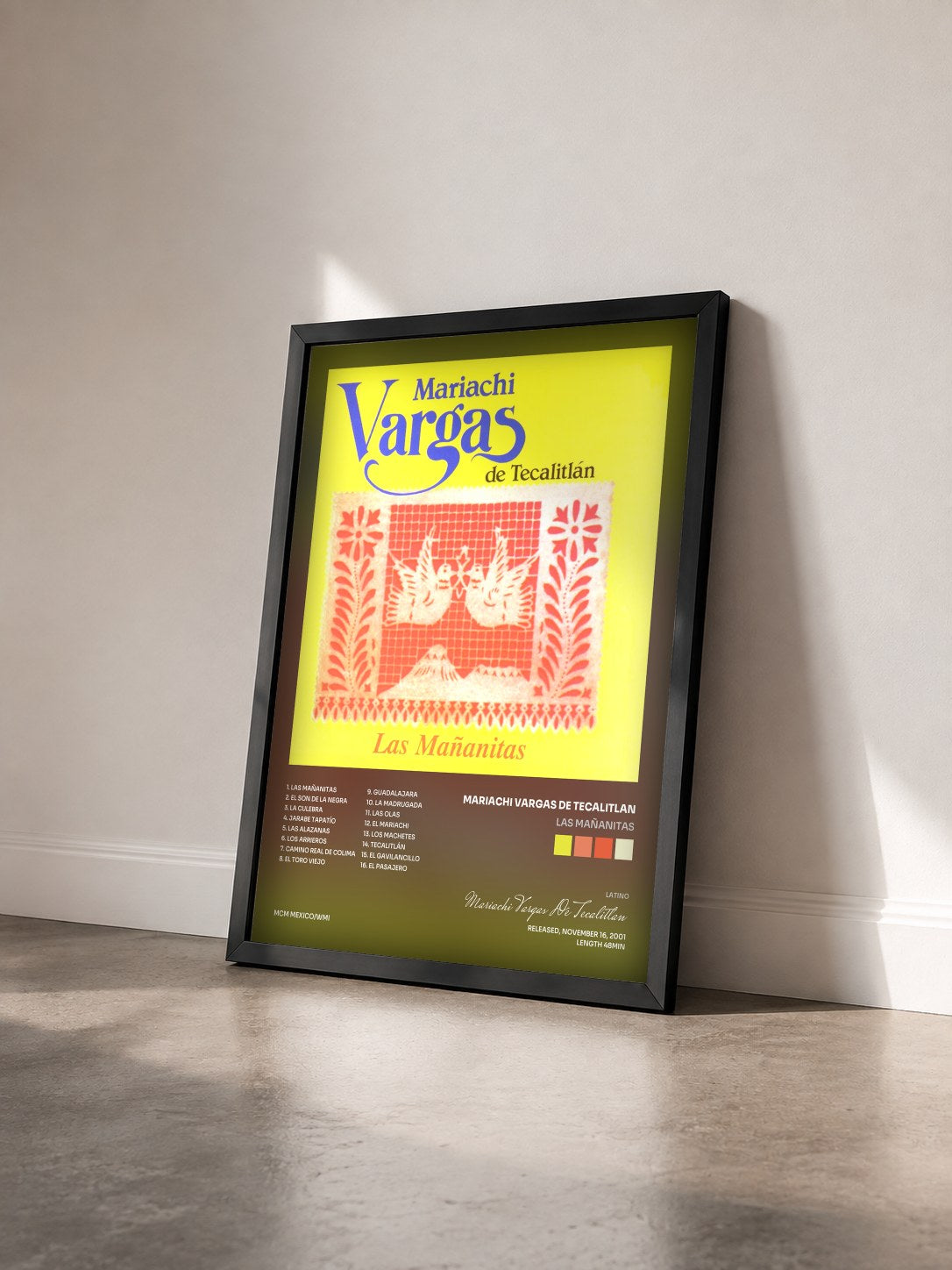 #noir Tableau de l'album Las Mañanitas de Mariachi Vargas De Tecalitlan vu de trois quarts, cadre noir