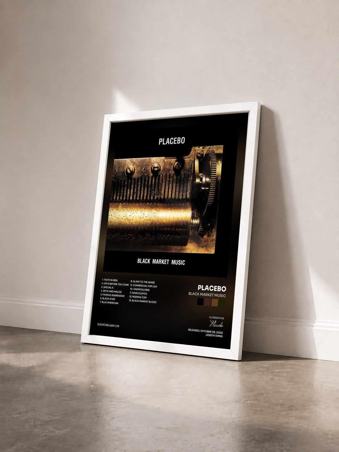 #blanc Tableau de l'album Black Market Music de Placebo vu de trois quarts, cadre blanc
