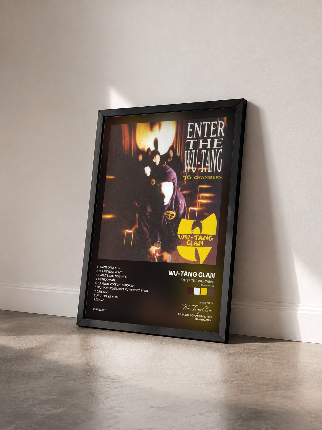 #noir Tableau de l'album Enter the Wu-Tang (36 Chambers) de Wu-Tang Clan vu de trois quarts, cadre noir