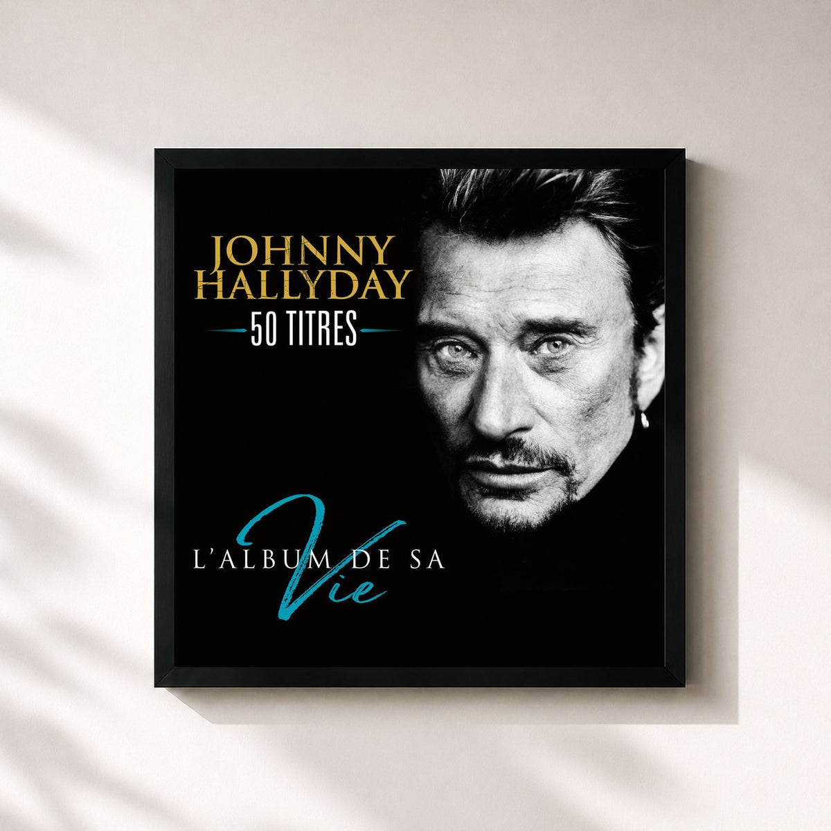 #noir L'album di sa vie 50 titres de Johnny Hallyday in stampa quadrata incorniciata, cornice nera 32x32 cm