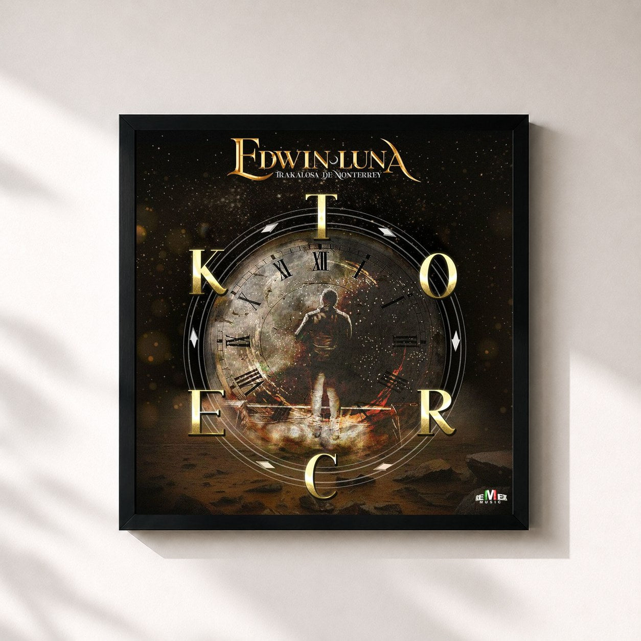 #noir Tableau carré de l'album KTORCE de Edwin Luna y La Trakalosa de Monterrey, cadre noir 32x32 cm