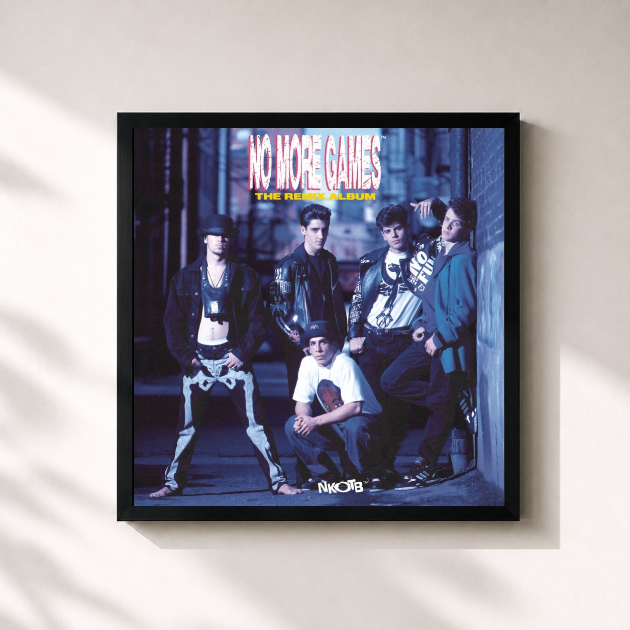 #noir Tableau carré de l'album No More Games/The Remix Album de New Kids on the Block, cadre noir 32x32 cm