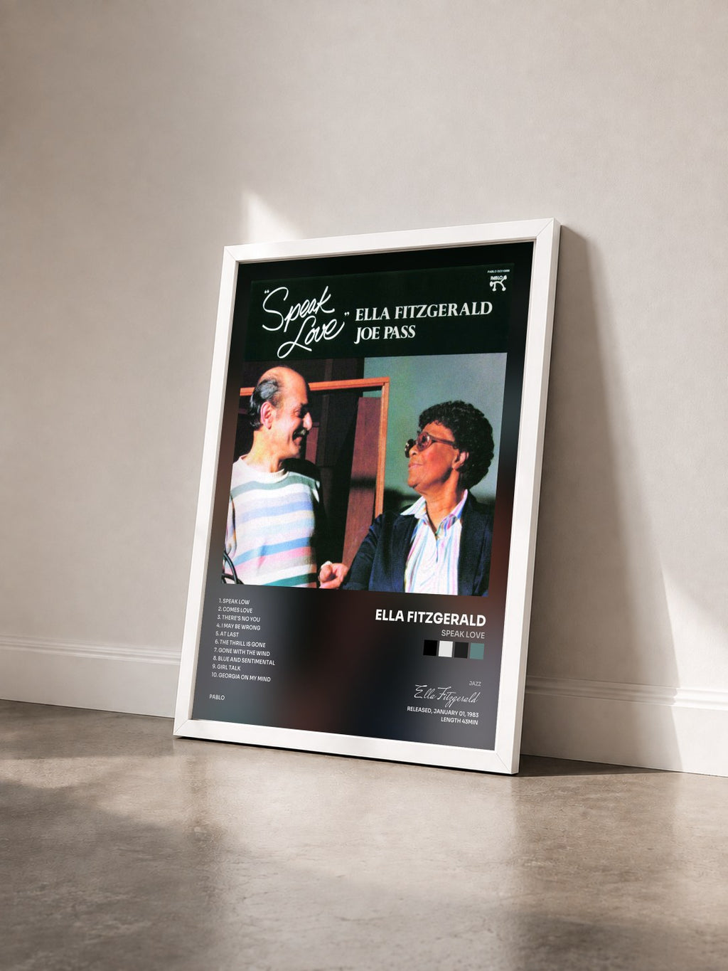 #blanc Tableau de l'album Speak Love de Ella Fitzgerald vu de trois quarts, cadre blanc