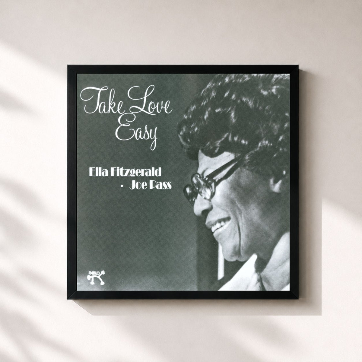 #noir Tableau carré de l'album Take Love Easy de Ella Fitzgerald, cadre noir 32x32 cm