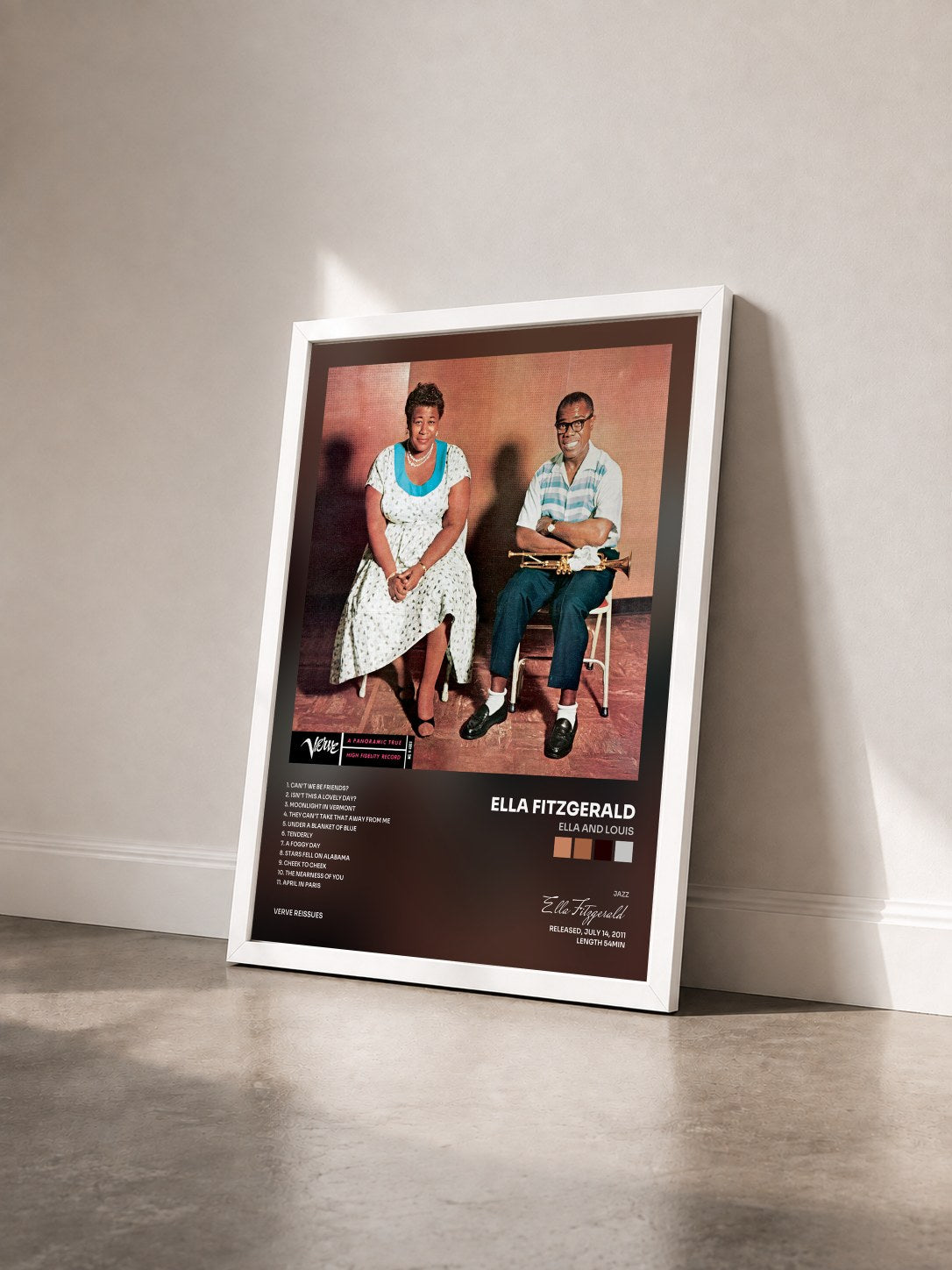 #blanc Tableau de l'album Ella and Louis de Ella Fitzgerald vu de trois quarts, cadre blanc