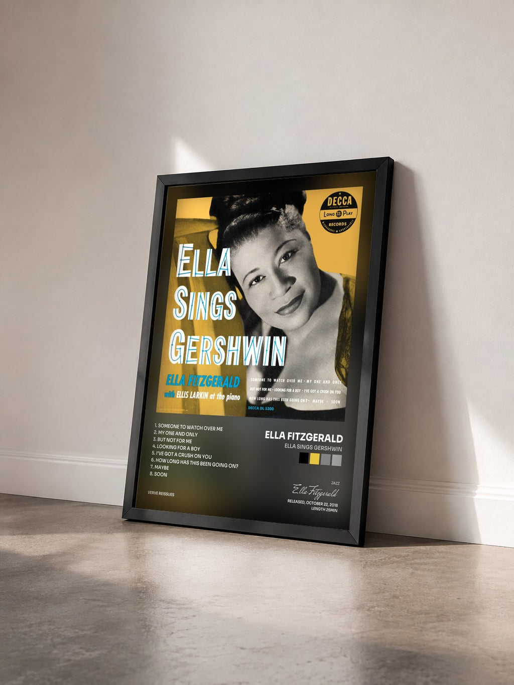 #noir Tableau de l'album Ella Sings Gershwin de Ella Fitzgerald vu de trois quarts, cadre noir