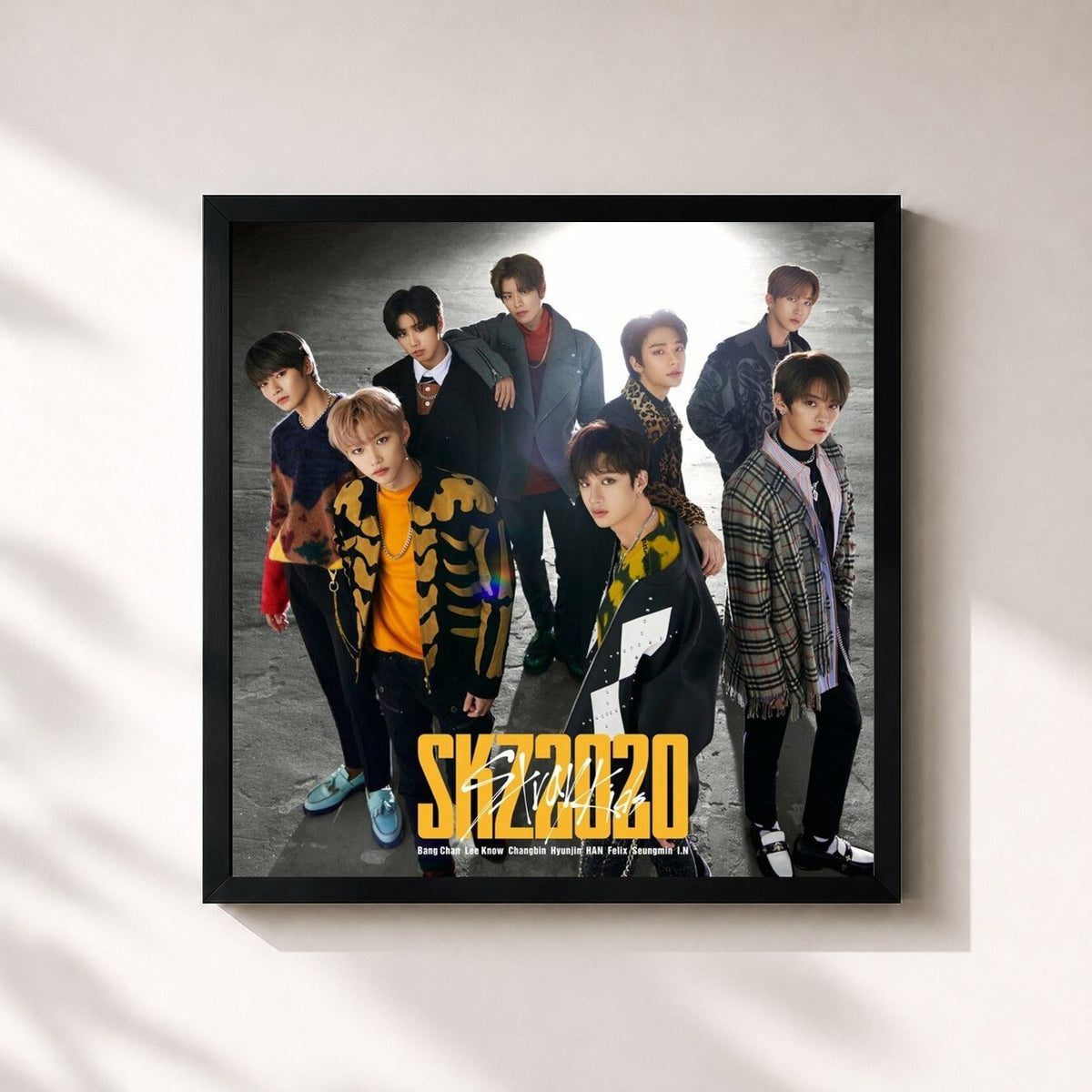 #noir Tableau carré de l'album SKZ2020 de Stray Kids, cadre noir 32x32 cm