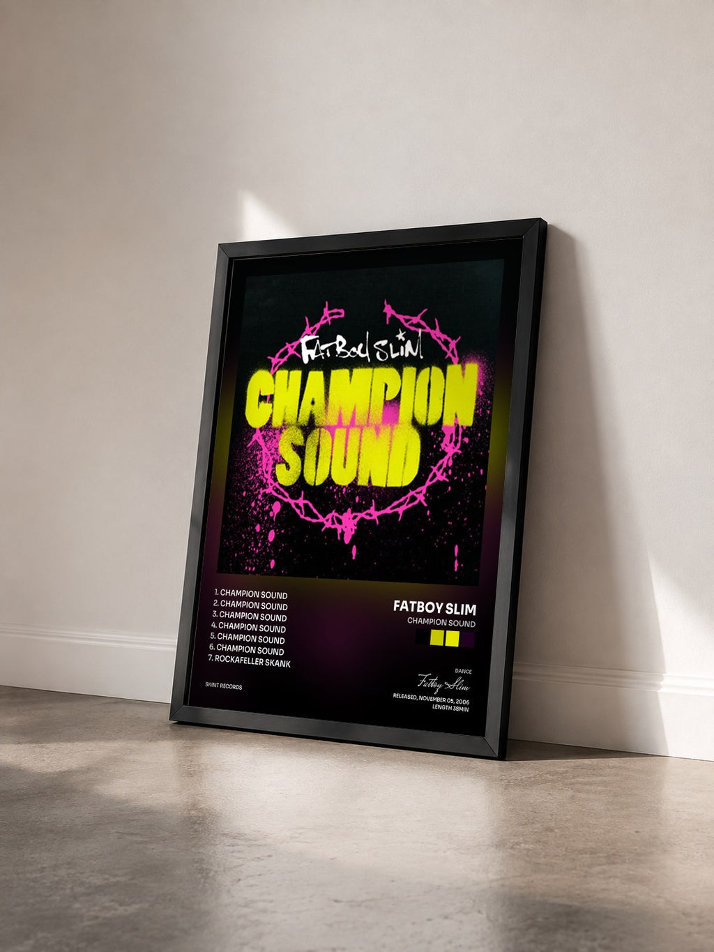 #noir Tableau de l'album Champion Sound de Fatboy Slim vu de trois quarts, cadre noir