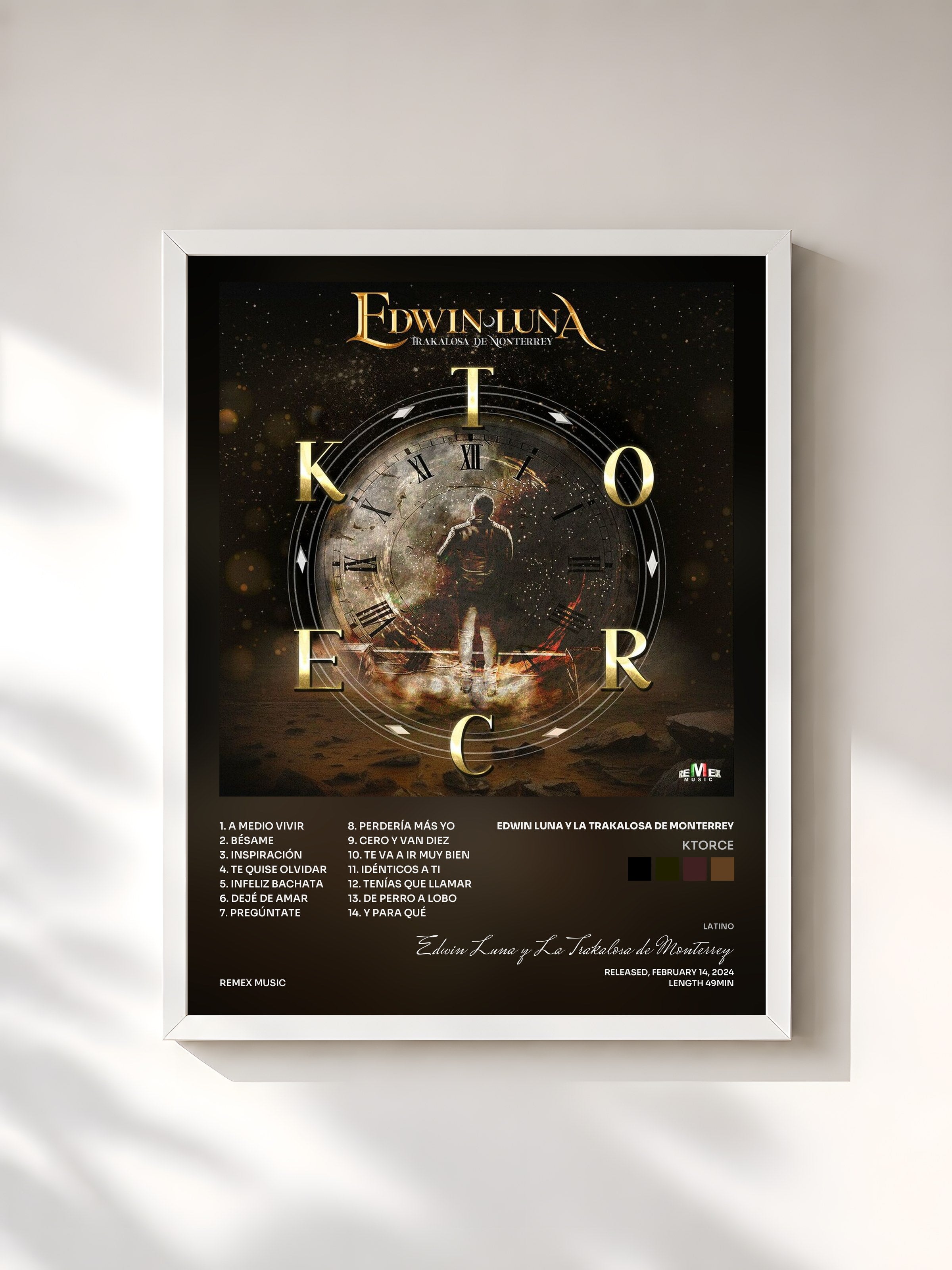 #blanc Tableau de l'album KTORCE de Edwin Luna y La Trakalosa de Monterrey, cadre blanc, imprimé et encadré en France