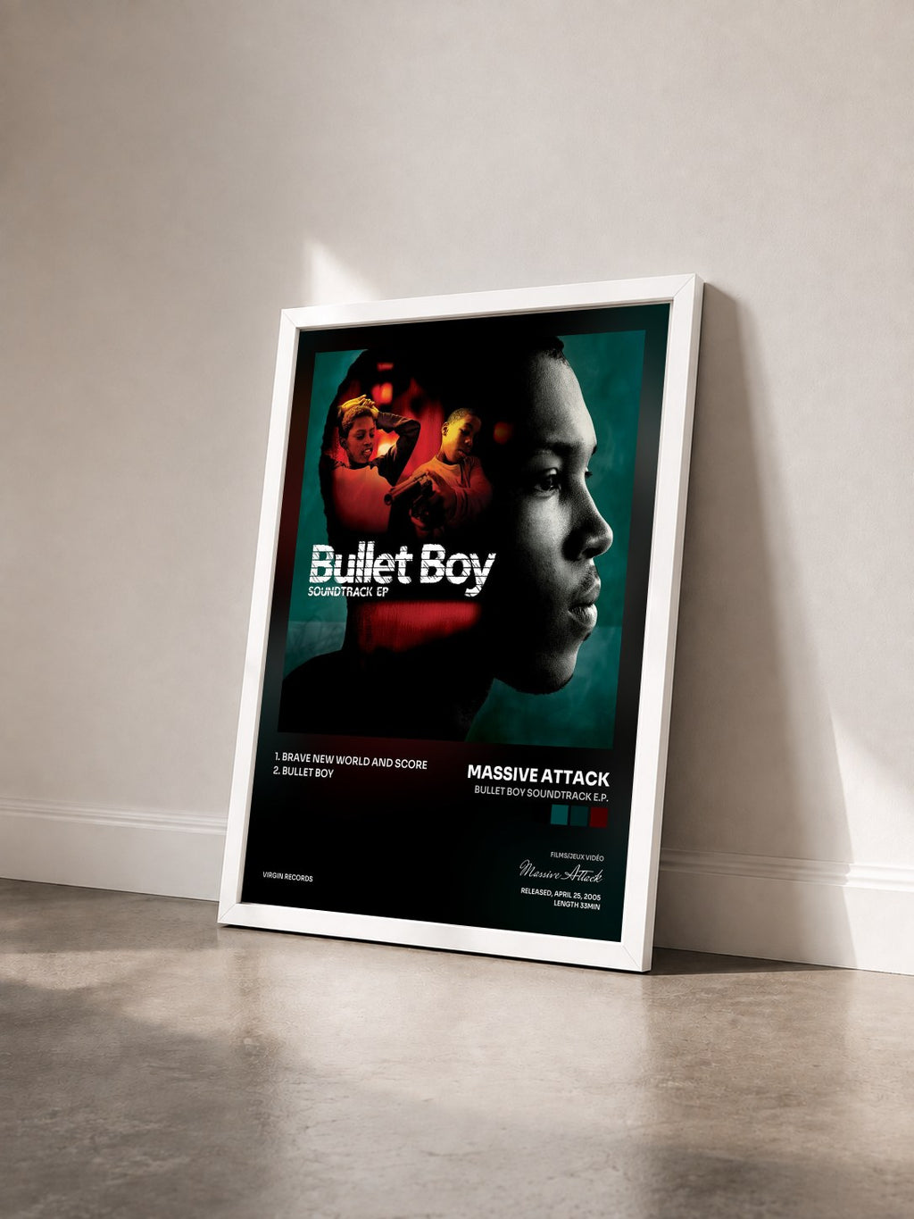 #blanc Tableau de l'album Bullet Boy Soundtrack E.P. de Massive Attack vu de trois quarts, cadre blanc
