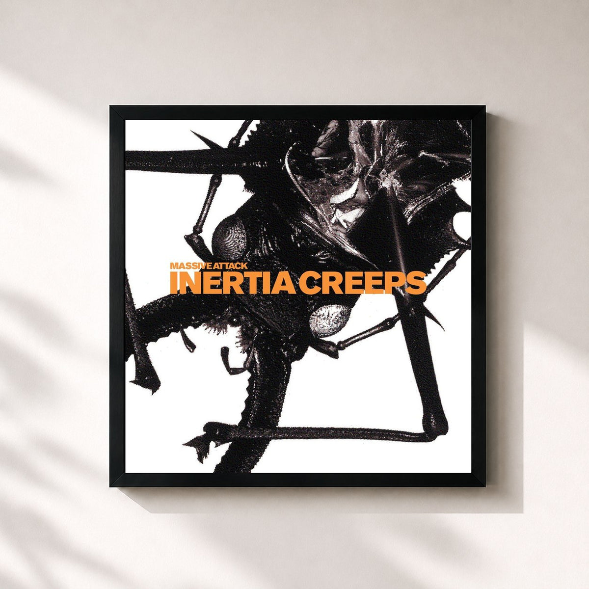 #noir Tableau carré de l'album Inertia Creeps de Massive Attack, cadre noir 32x32 cm