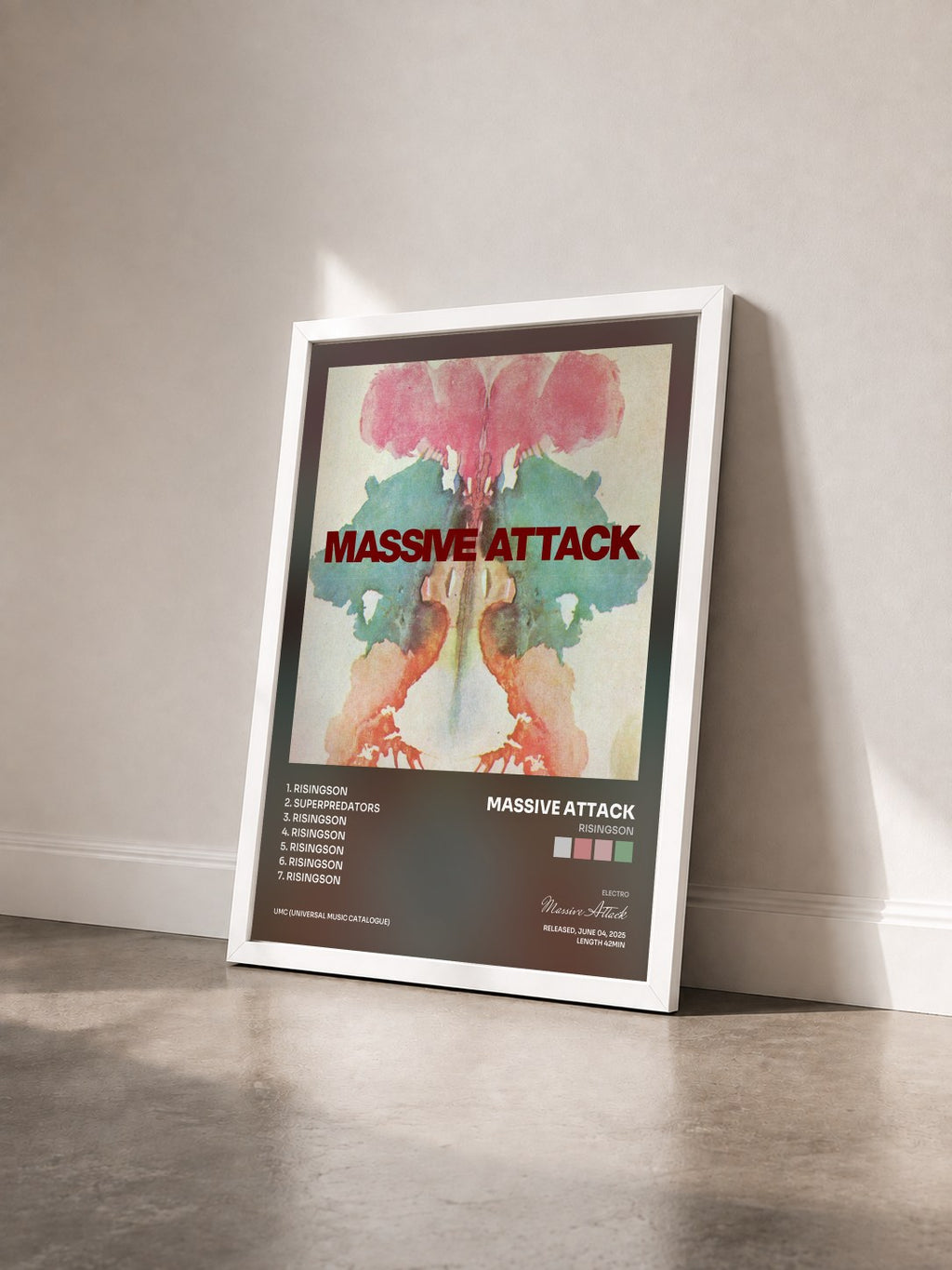 #blanc Tableau de l'album Risingson de Massive Attack vu de trois quarts, cadre blanc
