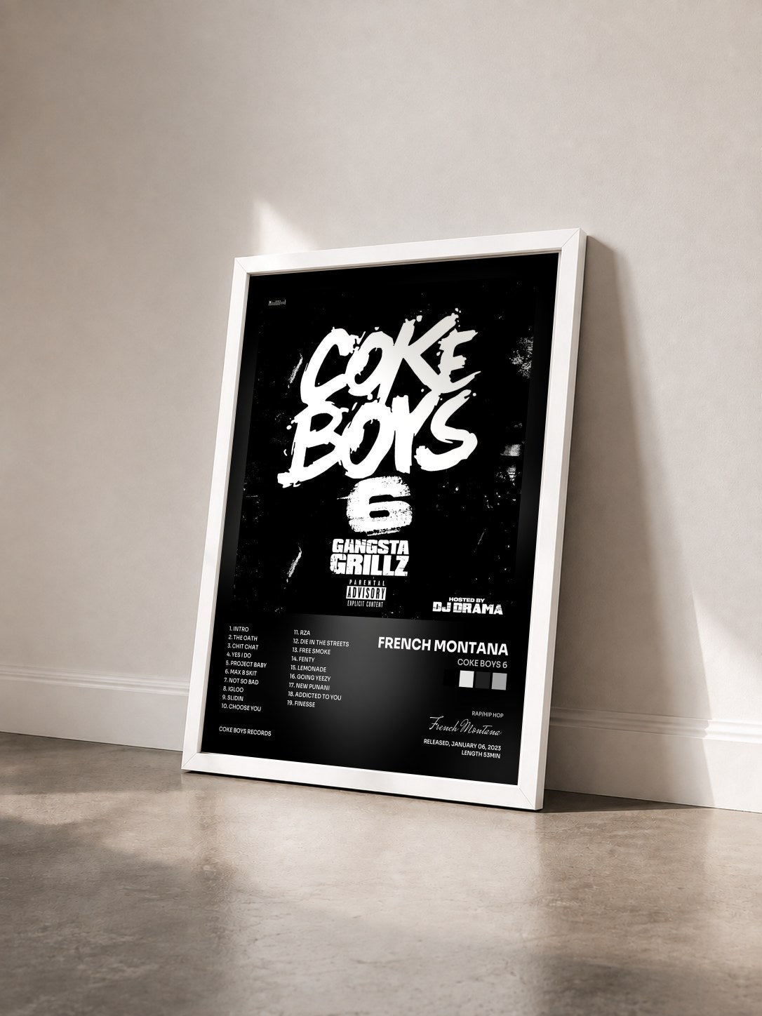 #blanc Tableau de l'album Coke Boys 6 de French Montana vu de trois quarts, cadre blanc