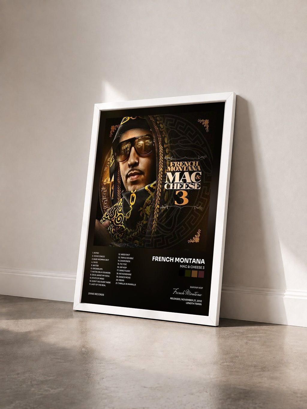 #blanc Tableau de l'album Mac & Cheese 3 de French Montana vu de trois quarts, cadre blanc