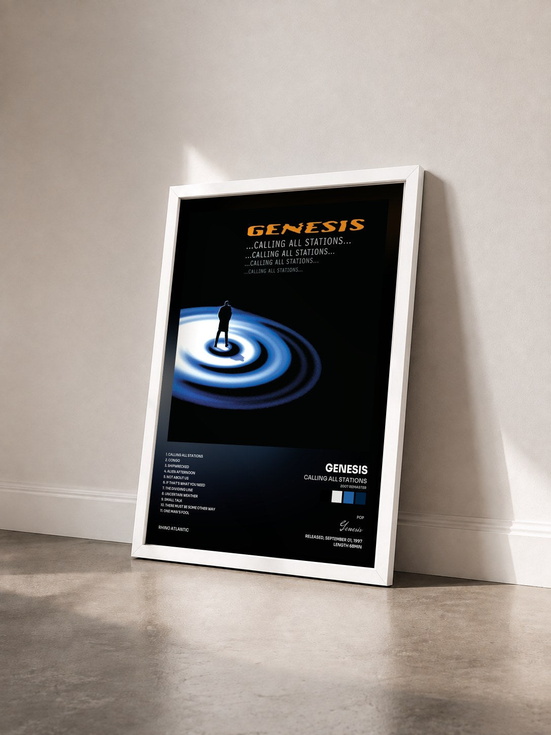#blanc Tableau de l'album Calling All Stations (2007 Remaster) de Genesis vu de trois quarts, cadre blanc