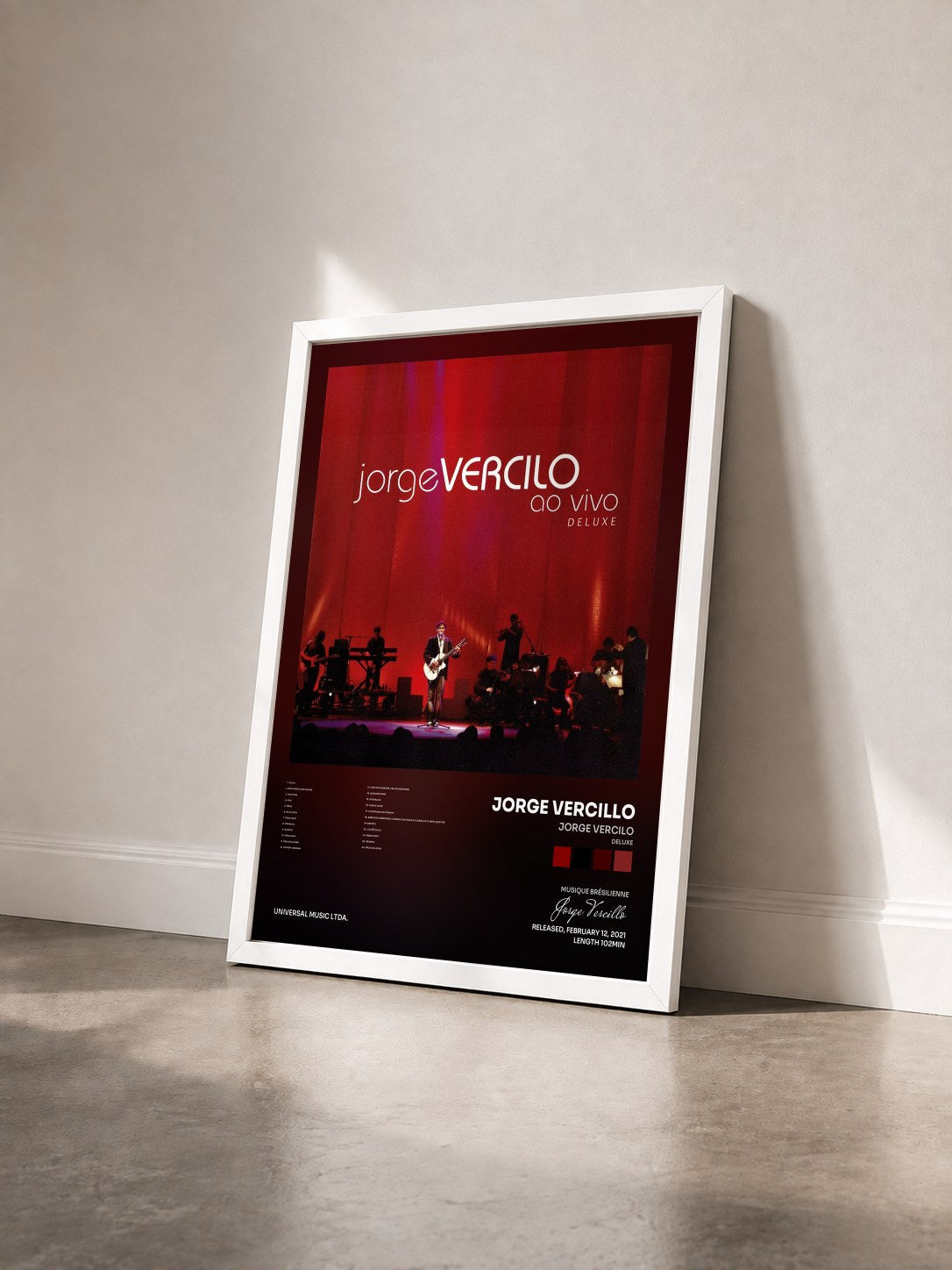 #blanc Tableau de l'album Jorge Vercilo (Deluxe) de Jorge Vercillo vu de trois quarts, cadre blanc