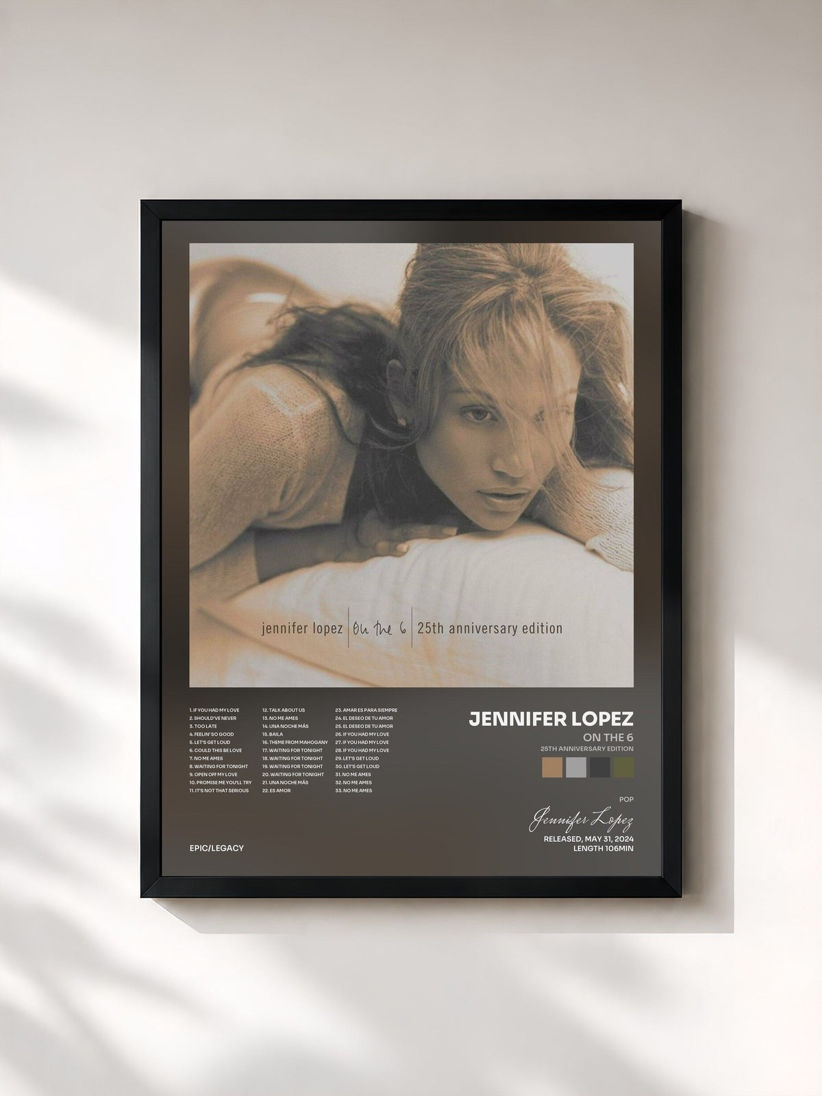 #noir Tableau de l'album On The 6 (25th Anniversary Edition) de Jennifer Lopez, cadre noir, imprimé et encadré en France