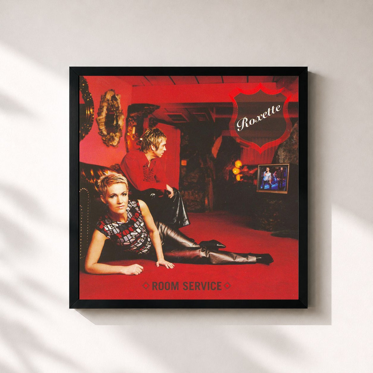 #noir Room Service (Extended Version) von Roxette als quadratischer Kunstdruck, schwarzer Rahmen 32x32 cm