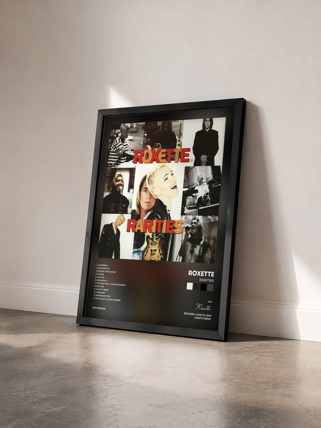 #noir Rarities von Roxette als gerahmter Kunstdruck von schräg gesehen, schwarzer Rahmen