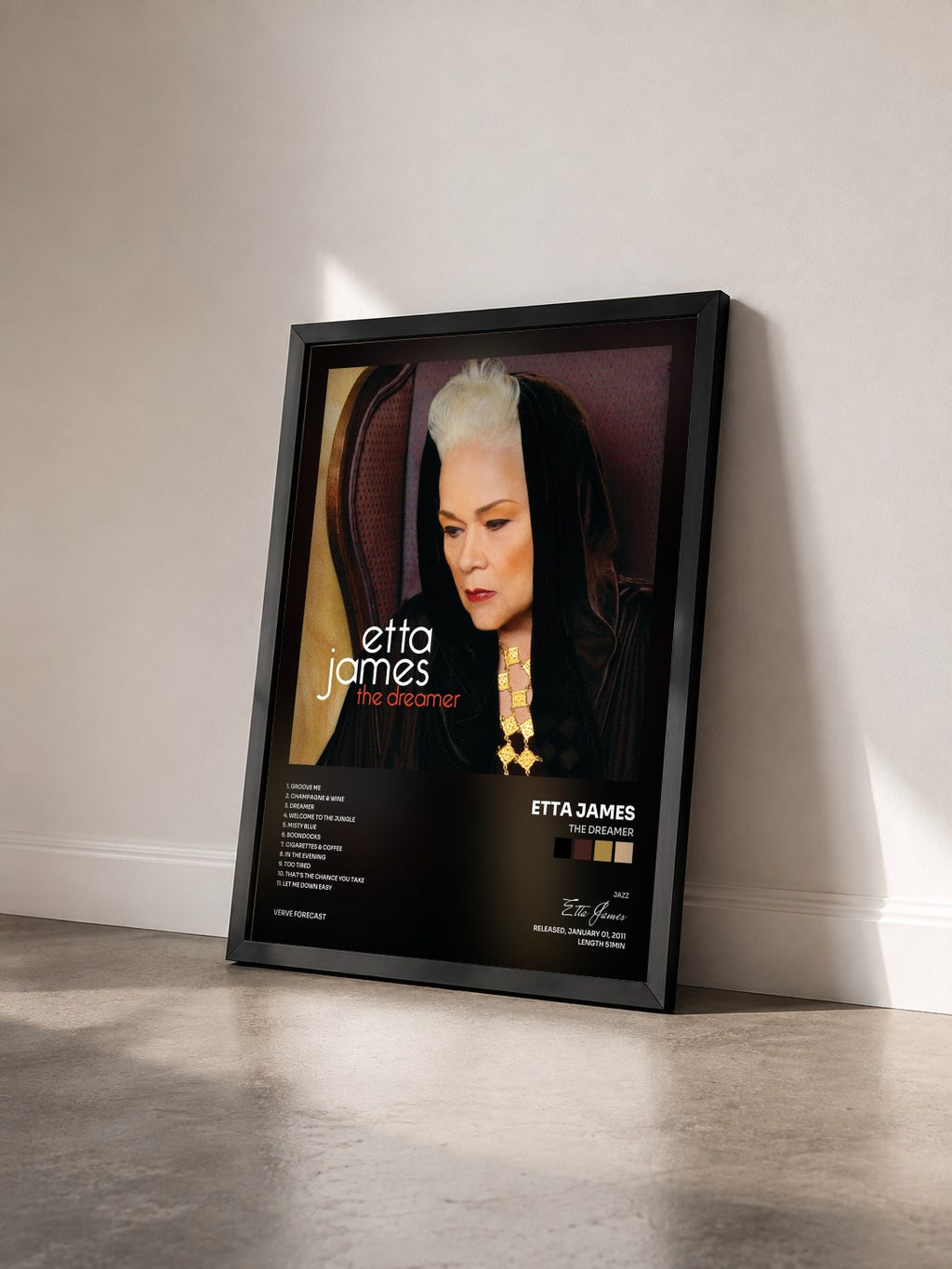 #noir The Dreamer von Etta James als gerahmter Kunstdruck von schräg gesehen, schwarzer Rahmen