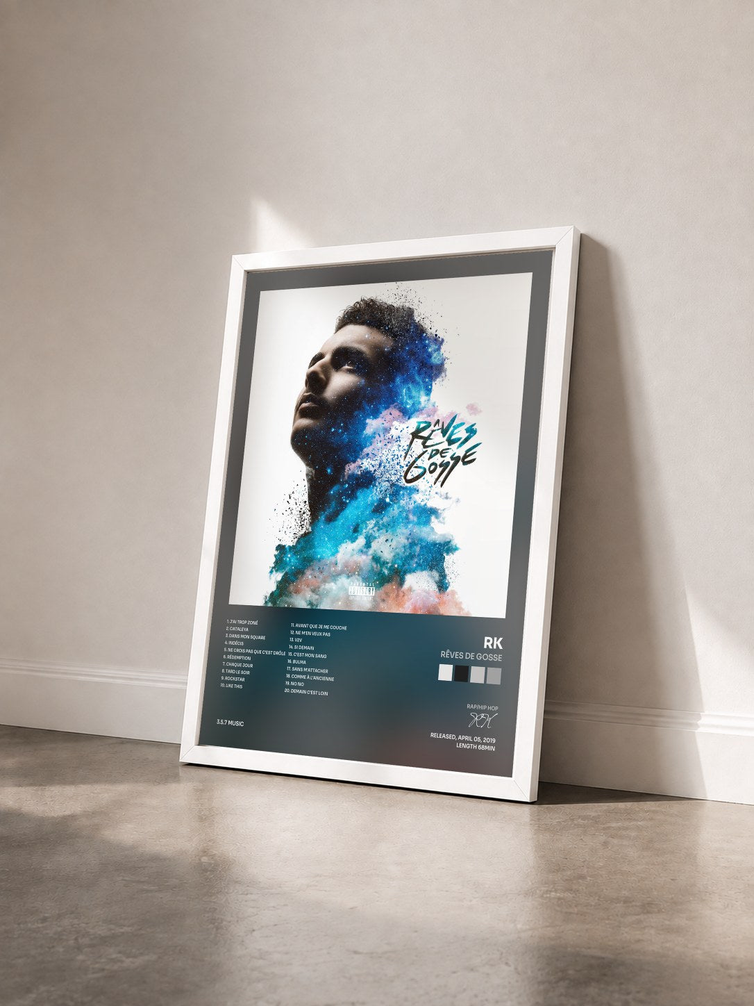#blanc Tableau de l'album Rêves de gosse de RK vu de trois quarts, cadre blanc