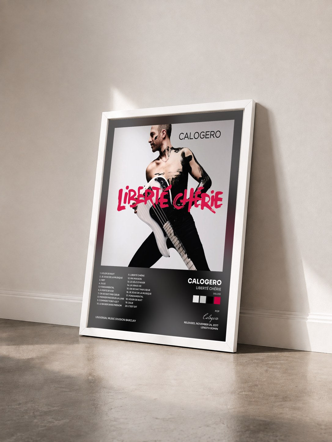 #blanc Liberté chérie (Deluxe) de Calogero en lámina enmarcada vista de tres cuartos, marco blanco