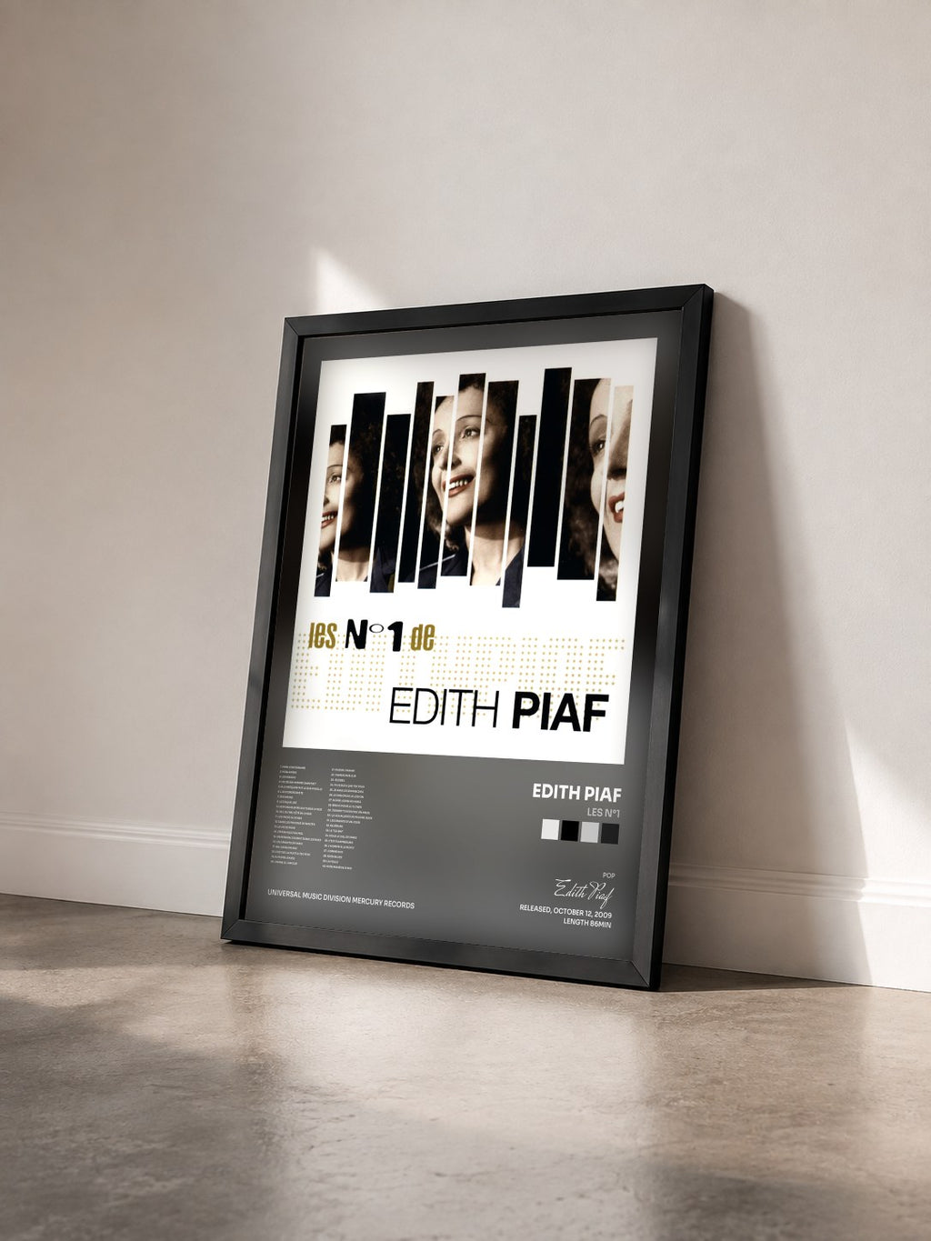 #noir Tableau de l'album Les N°1 de Edith Piaf vu de trois quarts, cadre noir