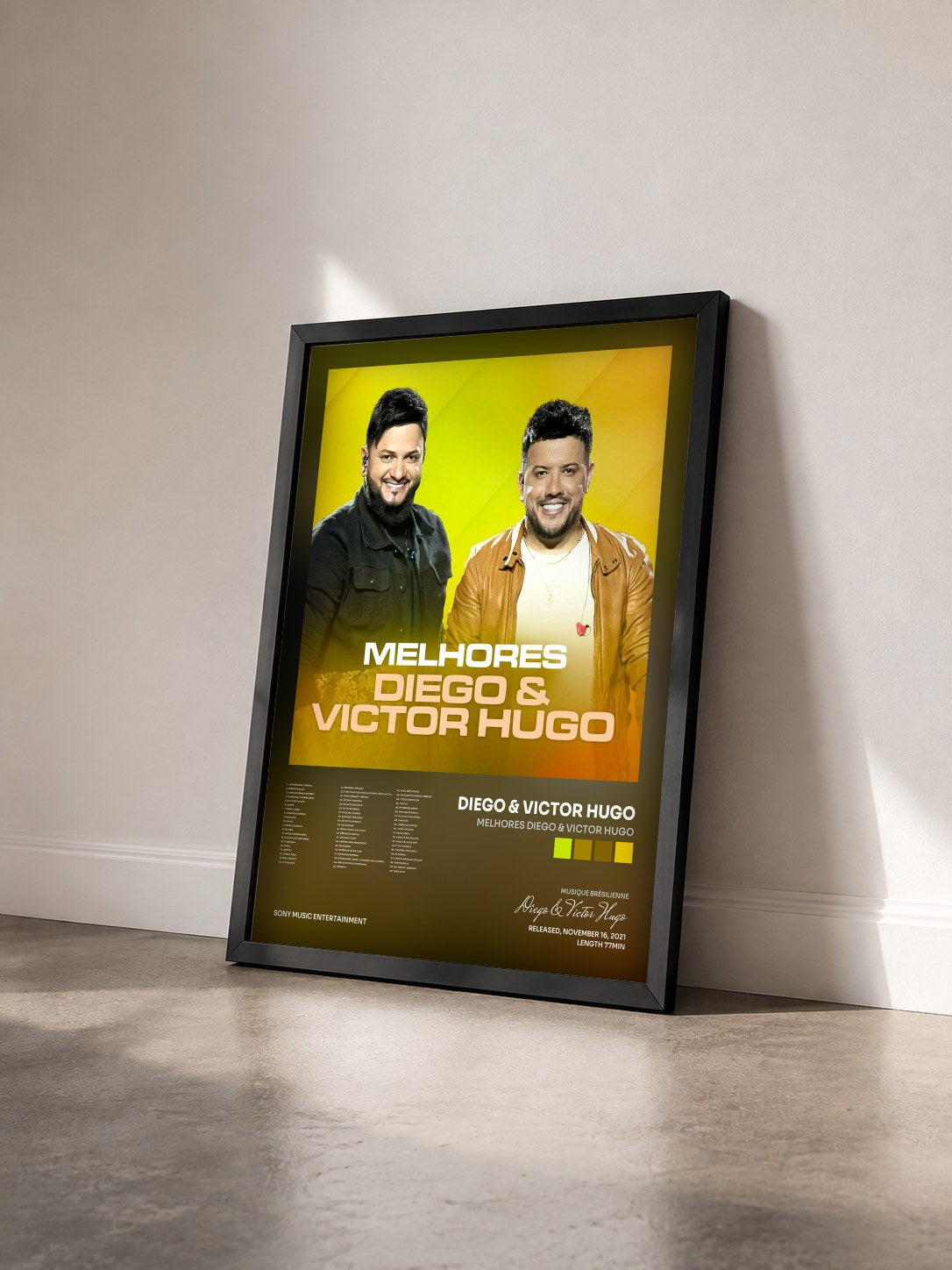 #noir Tableau de l'album Melhores Diego & Victor Hugo de Diego & Victor Hugo vu de trois quarts, cadre noir