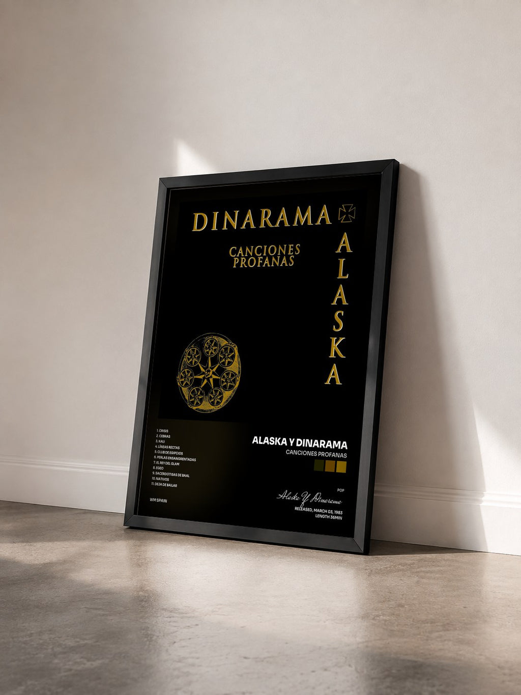 #noir Tableau de l'album Canciones Profanas de Alaska Y Dinarama vu de trois quarts, cadre noir