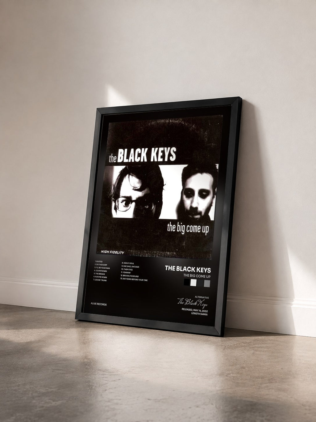 #noir The Big Come Up di The Black Keys in stampa incorniciata vista di tre quarti, cornice nera