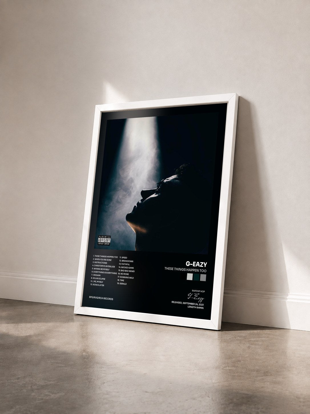 #blanc These Things Happen Too de G-Eazy en lámina enmarcada vista de tres cuartos, marco blanco