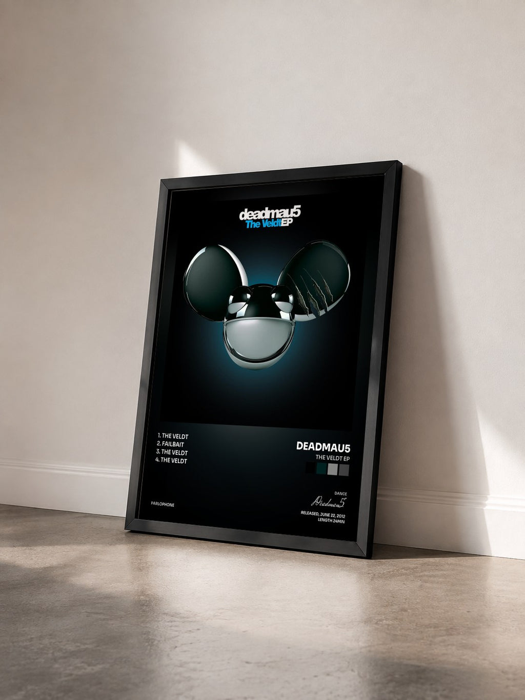 #noir The Veldt EP von Deadmau5 als gerahmter Kunstdruck von schräg gesehen, schwarzer Rahmen