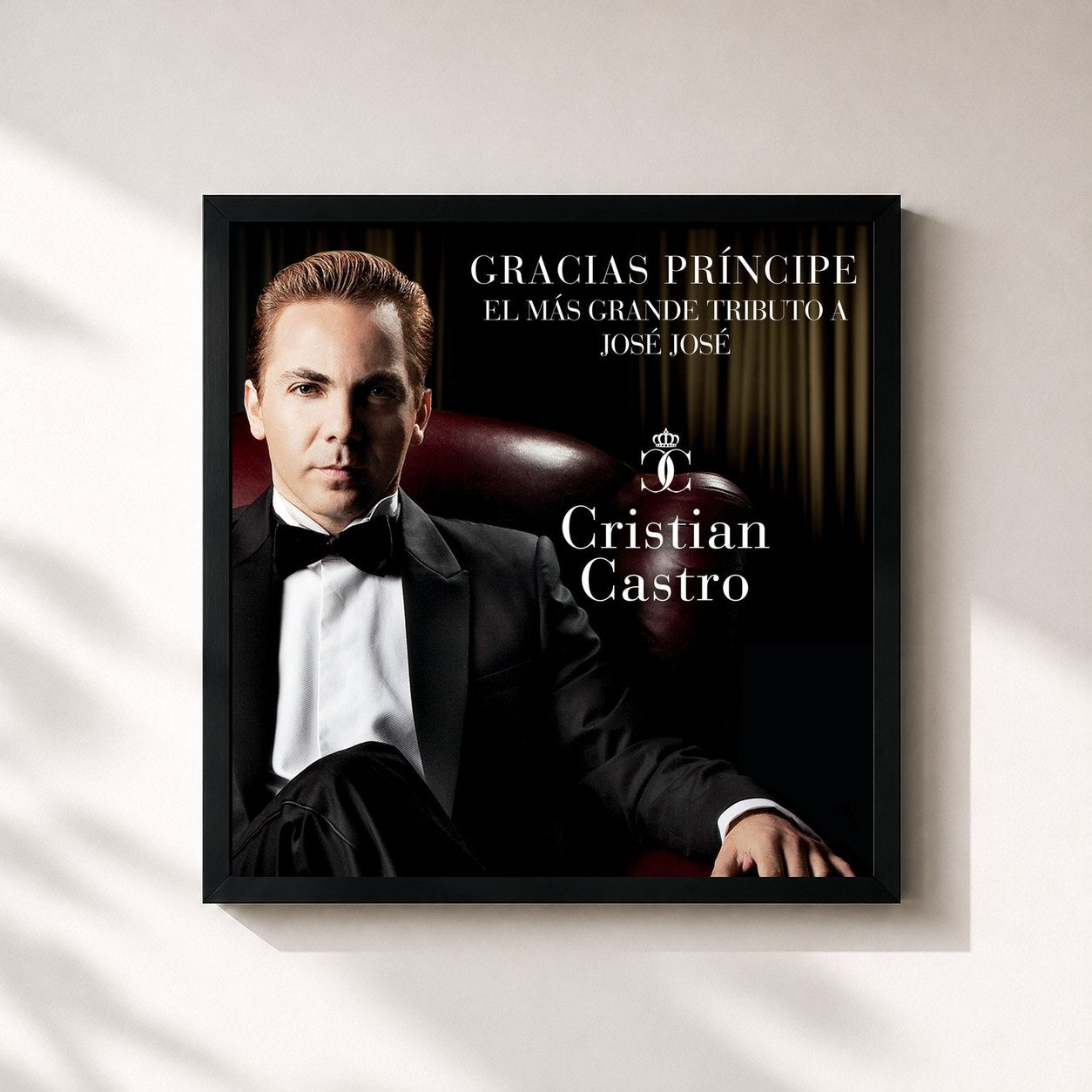 #noir Tableau carré de l'album Gracias Príncipe, El Más Grande Tributo A José José de Cristian Castro, cadre noir 32x32 cm