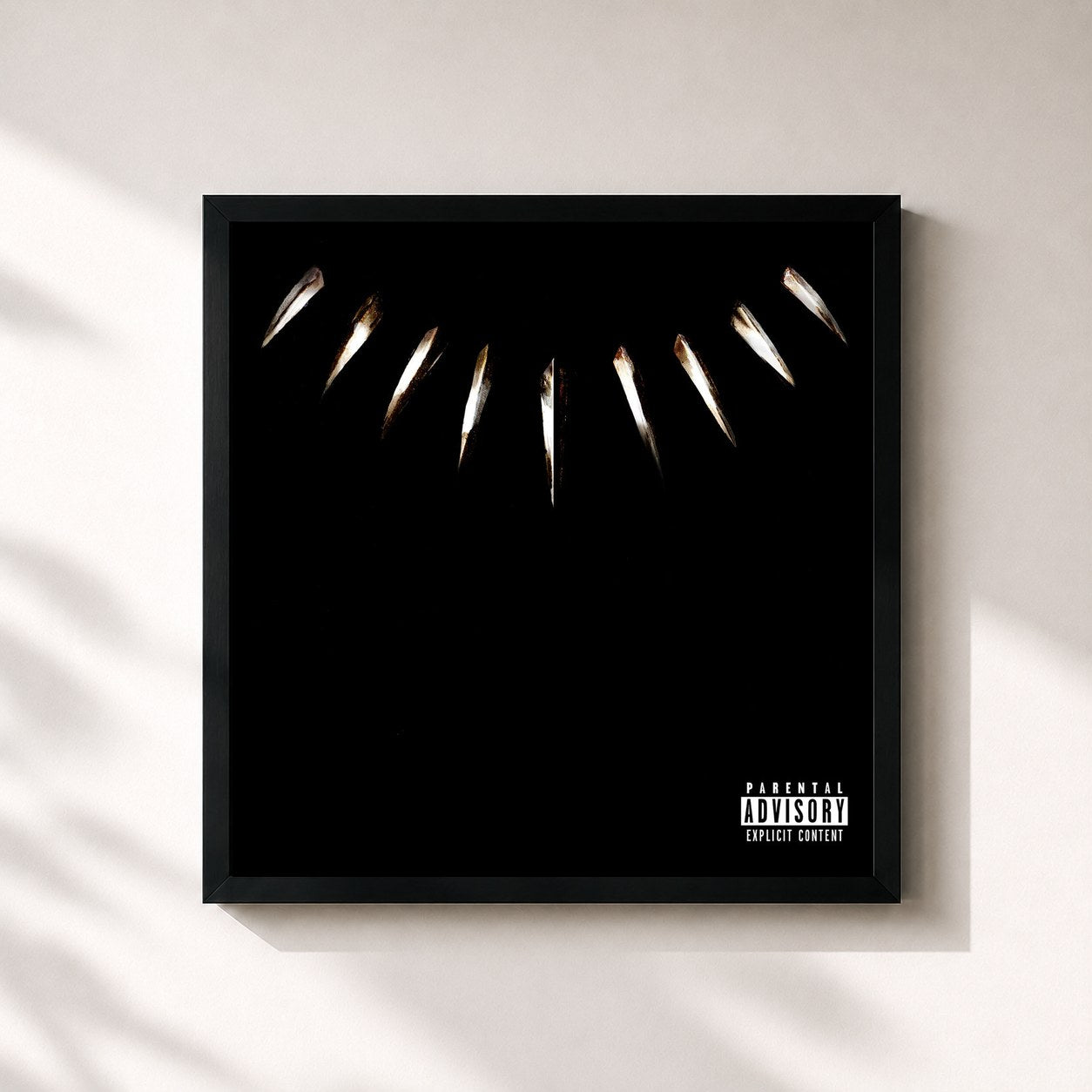 #noir Tableau carré de l'album Black Panther The Album Music From And Inspired By de Kendrick Lamar, cadre noir 32x32 cm
