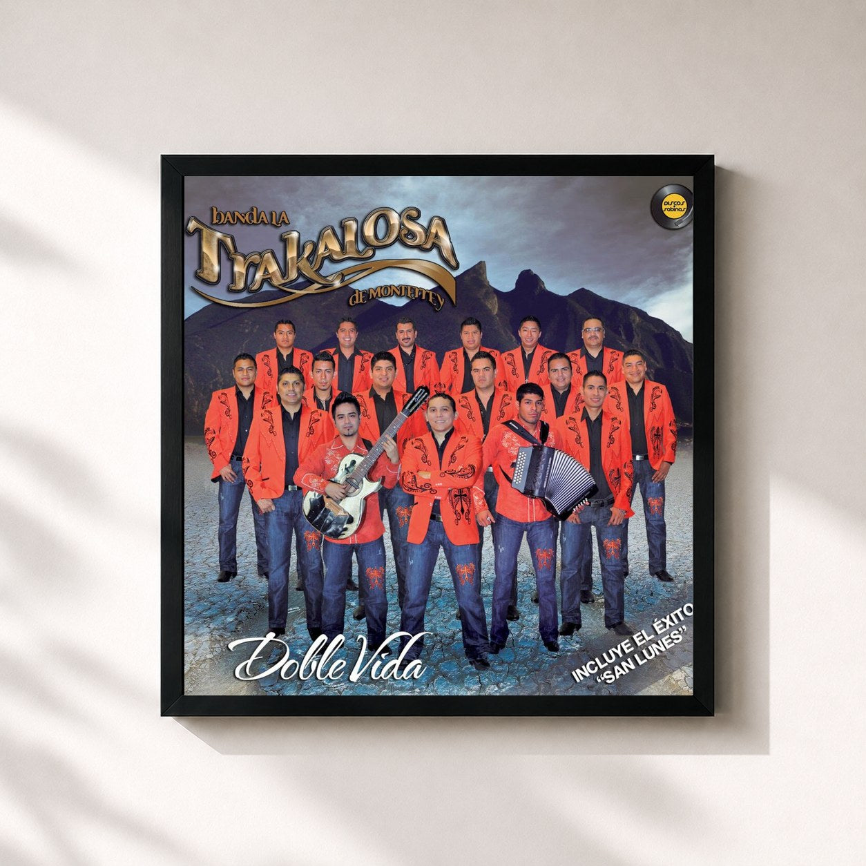 #noir Tableau carré de l'album Doble Vida de Edwin Luna y La Trakalosa de Monterrey, cadre noir 32x32 cm