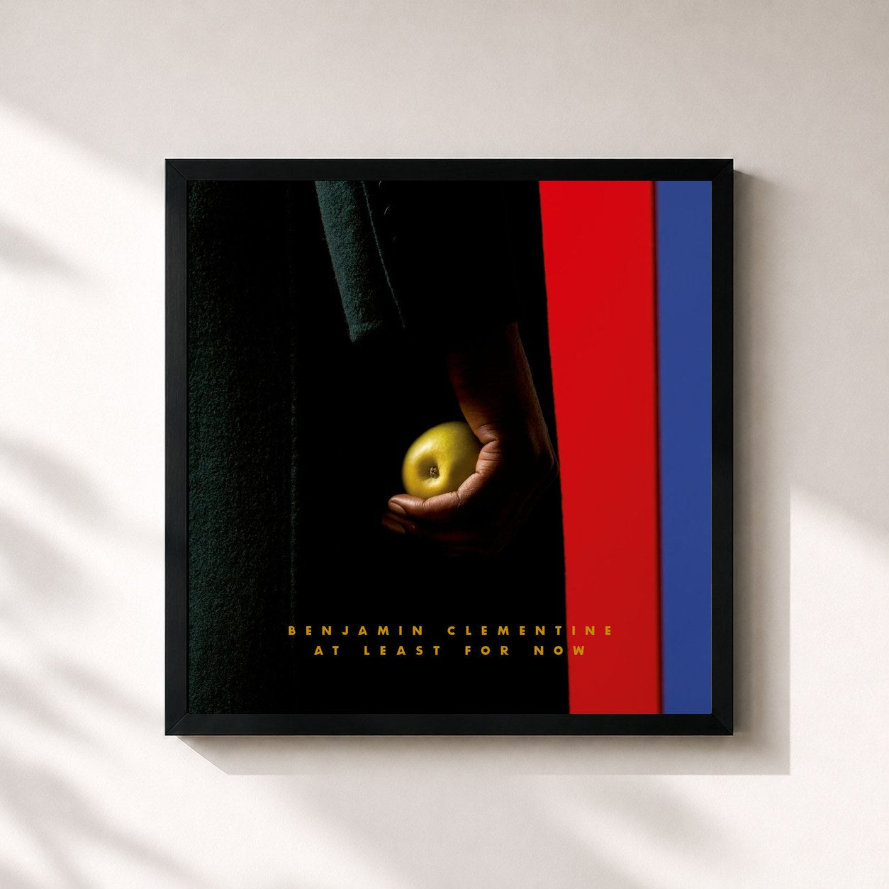 #noir Tableau carré de l'album At Least For Now (Deluxe) de Benjamin Clementine, cadre noir 32x32 cm