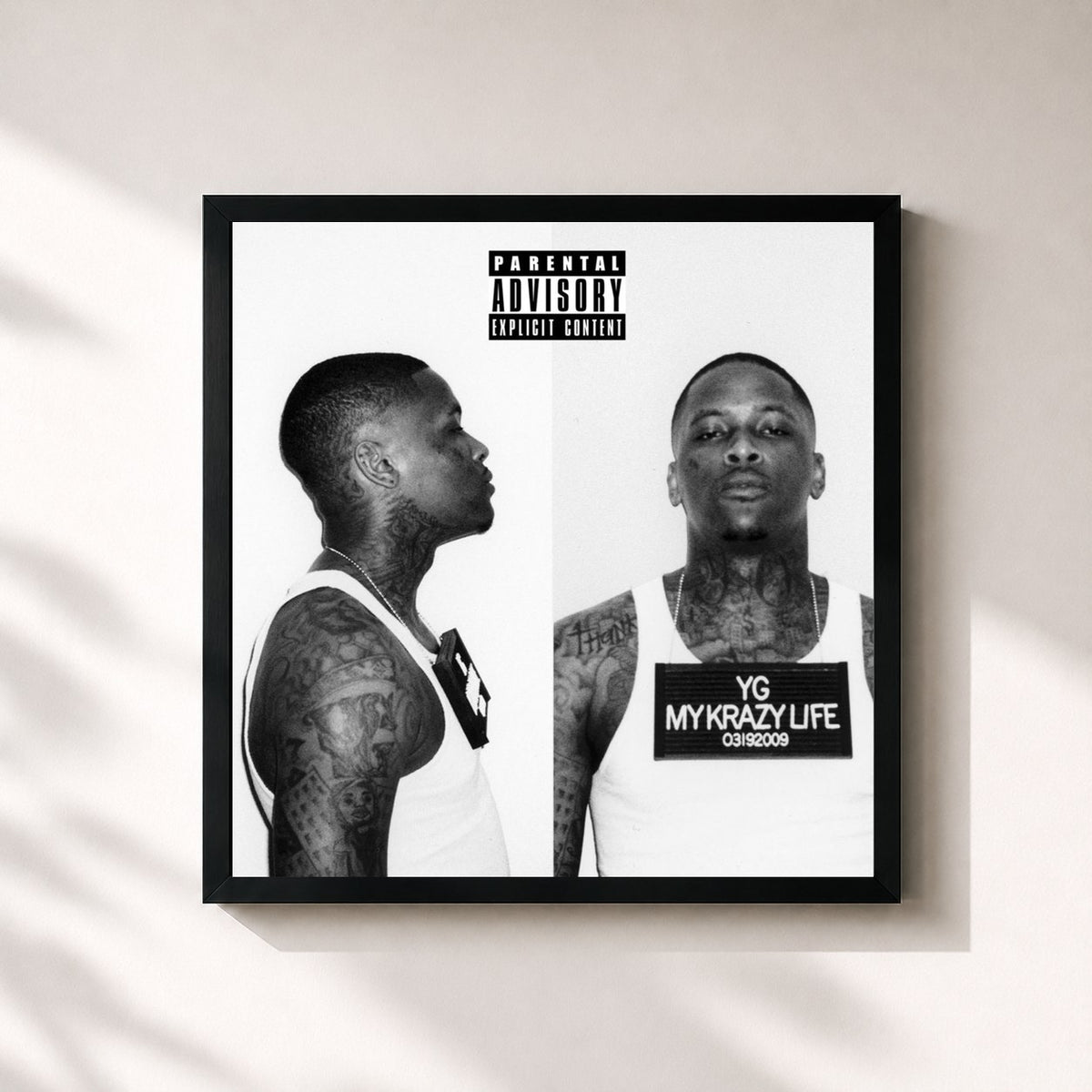 #noir Tableau carré de l'album My Krazy Life (Deluxe) de YG, cadre noir 32x32 cm