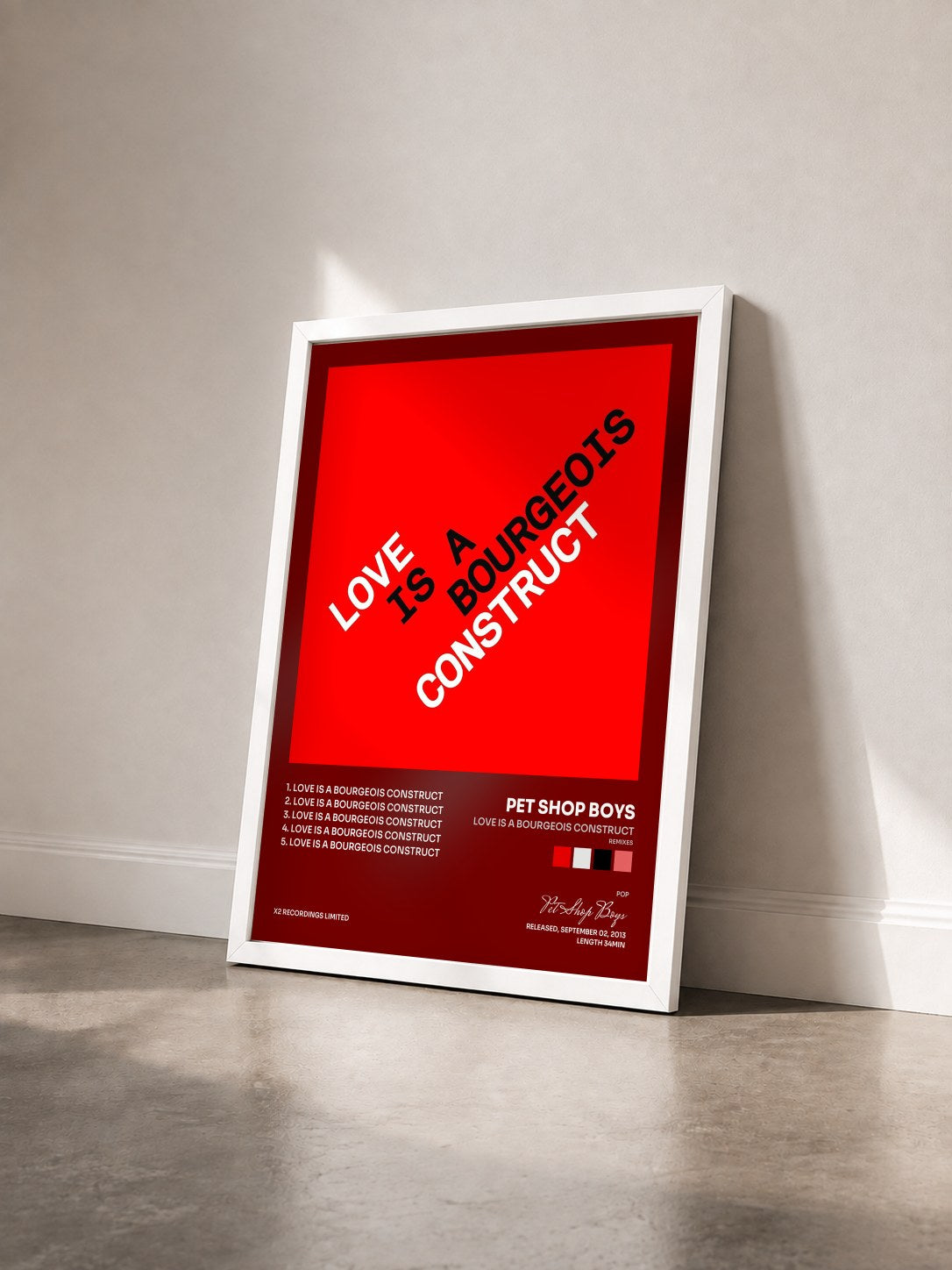 #blanc Tableau de l'album Love is a Bourgeois Construct (Remixes) de Pet Shop Boys vu de trois quarts, cadre blanc