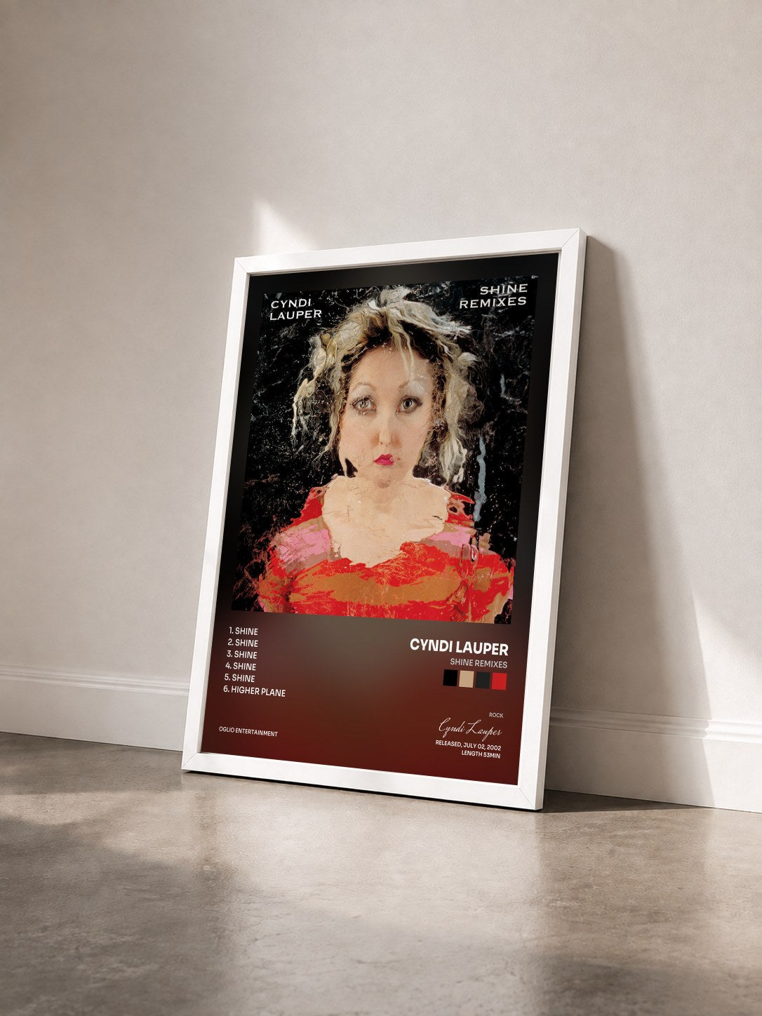 #blanc Shine Remixes di Cyndi Lauper in stampa incorniciata vista di tre quarti, cornice bianca