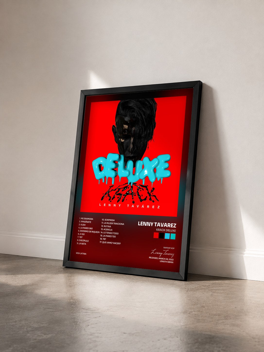 #noir KRACK DELUXE von Lenny Tavarez als gerahmter Kunstdruck von schräg gesehen, schwarzer Rahmen