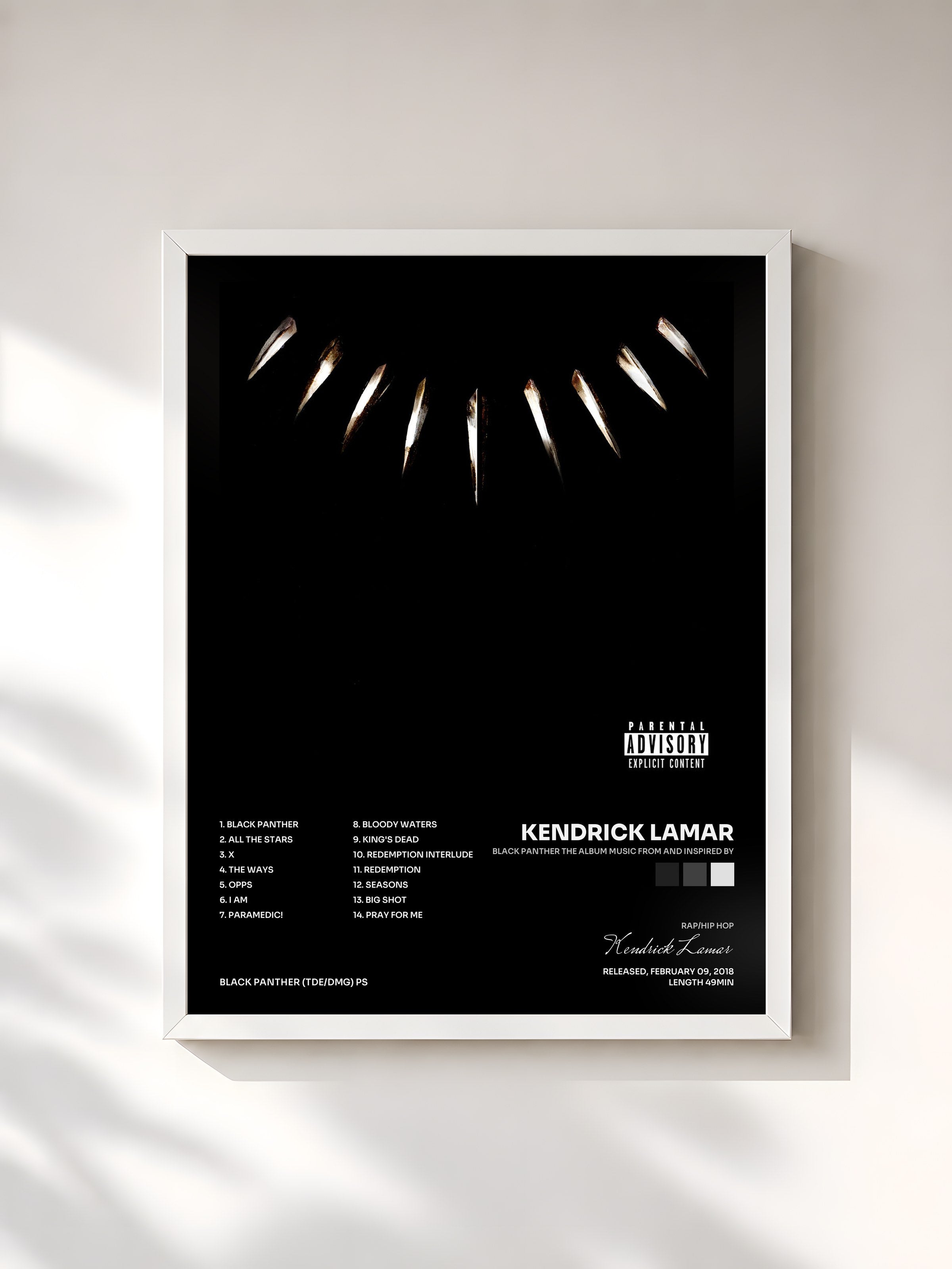 #blanc Tableau de l'album Black Panther The Album Music From And Inspired By de Kendrick Lamar, cadre blanc, imprimé et encadré en France
